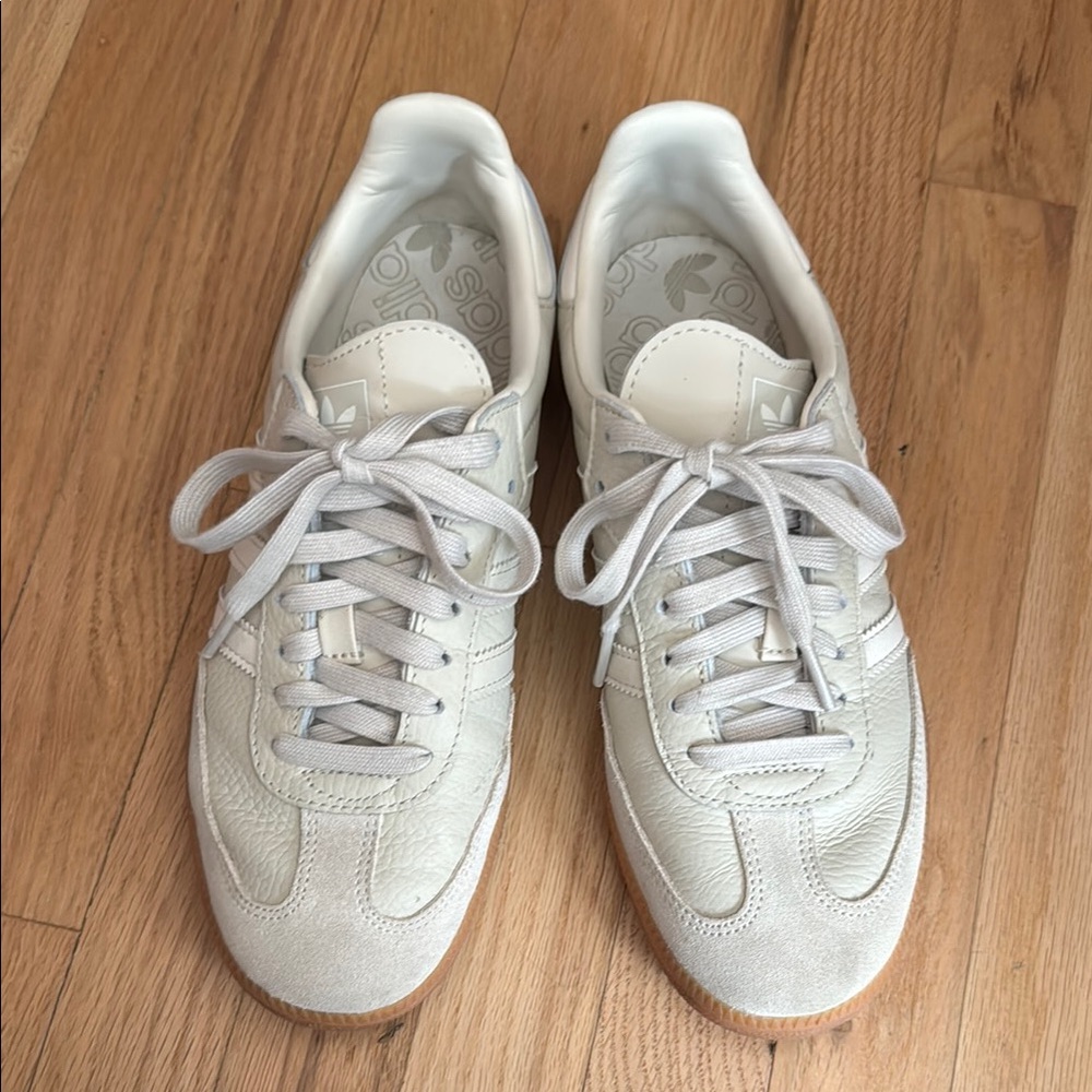 Adidas Women's Cream Sneakers